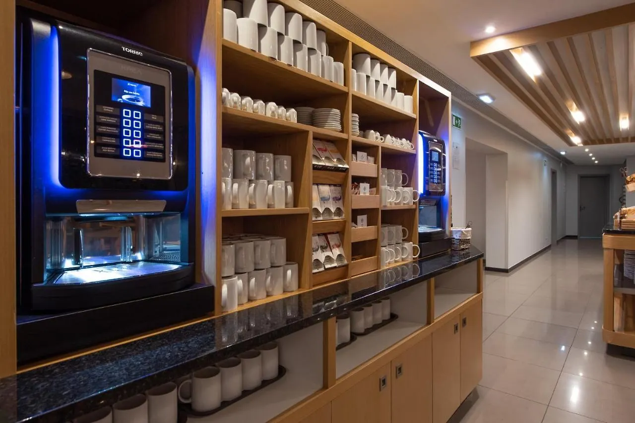 Holiday Inn Express Lisbon Airport By Ihg Portela  Hotel Portela (Loures)