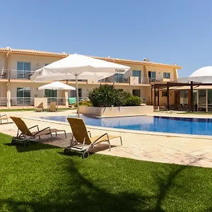 Pontalaia Turisticos 4* סאגרש