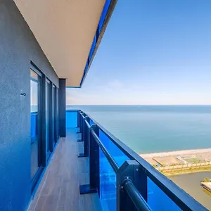 Panorama Sea View Central City & מלון דירות באטומי